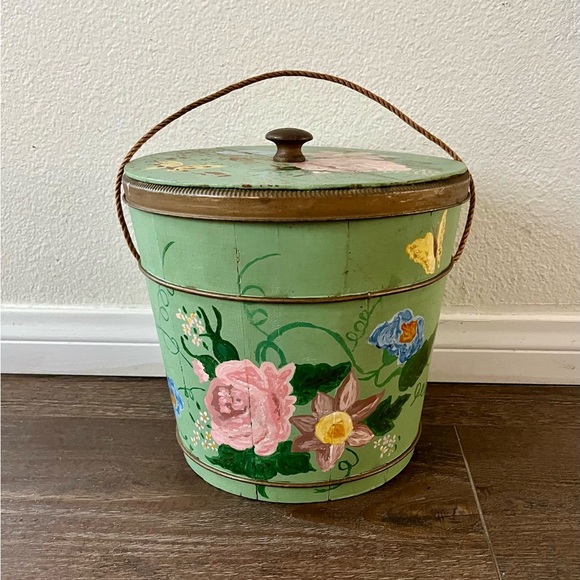 Floral Green Decorative wooden Bucket - Picture 13 of 13